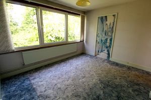 Bedroom- click for photo gallery